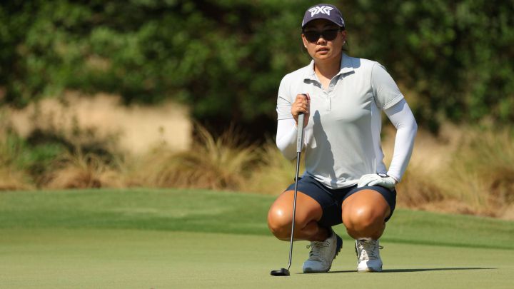 La golfista estadounidense Mina Harigae, durante la primera jornada del US Women's Open Championship en el Pine Needles Lodge and Golf Club de Southern Pines, North Carolina.