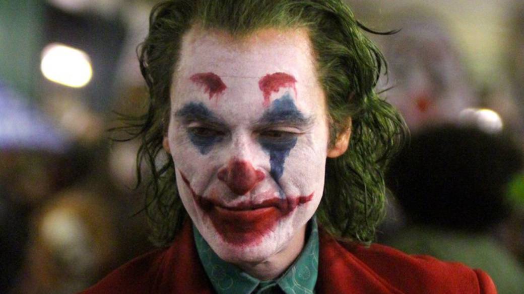 Así es el nuevo Joker de Joaquin Phoenix en el cine ... - 1040 x 585 jpeg 60kB