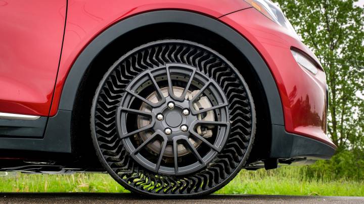 Neumáticos anti-reventones: así es Uptis, la rueda sin aire de Michelín