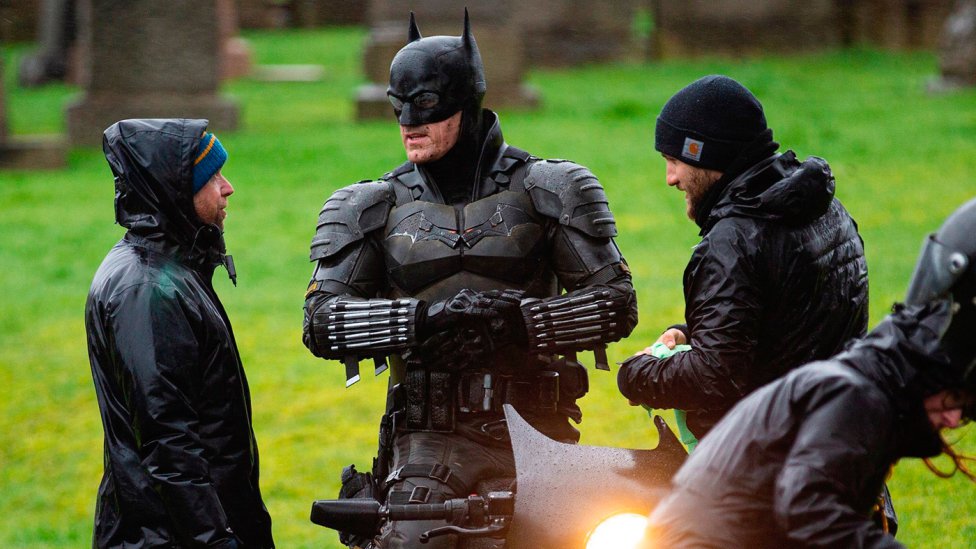 Filtrado el traje del Batman de Robert Pattinson en el rodaje - MeriStation