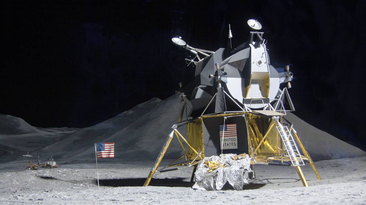 Construir casas en la Luna usando orina de astronauta, la ESA lo estudia -  