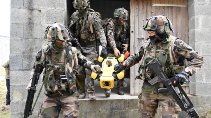 El ejército francés ya usa perros robot: Spot de Boston Dynamics