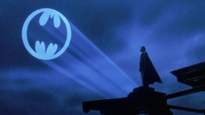Cómo activar la bat-señal de Batman en Google: El easter egg de The Batman  