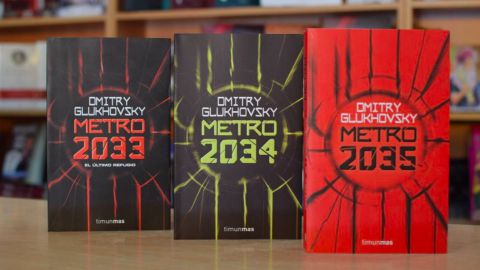Dmitri Glujovski, autor de Metro 2033, en busca y captura por sus críticas a la invasión rusa