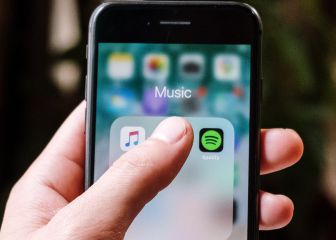 Cómo escuchar listas de música y podcast de Spotify en el coche con Android e iOS