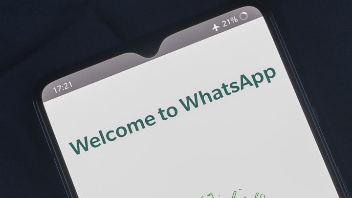 Ya puedes abandonar en silencio un grupo de WhatsApp: qué más novedades llegarán a la app