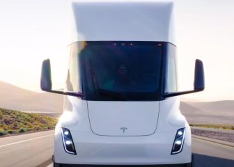 Mira los camiones futuristas de Tesla que repartirán Pepsi y Doritos estas navidades