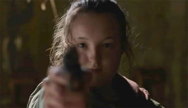 كشفت HBO عن السبب الوحيد لاستبدالها بيلا رمزي بدور Ellie في The Last of Us Season 2