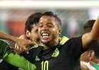 Giovani dos Santos aplaude la agresión de Herrera a Martinoli