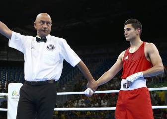 Comienzo decepcionante en el boxeo con Lindolfo Delgado