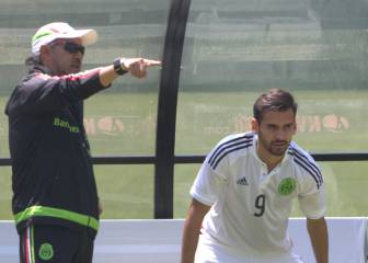 Raúl López se declara listo para jugar ante Corea
