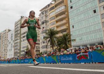 Claudia Rivas quedó en el top 10 en triatlón olímpico