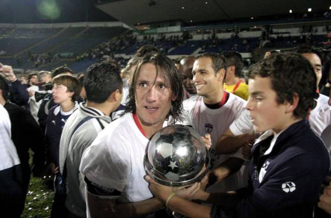 Pachuca Verdugo De Colo Colo Revive El Titulo De La Sudamericana 2006 As Chile