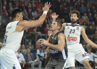 El Real Madrid de Ayón se pone líder al grito de ¡Llull, Llull...!