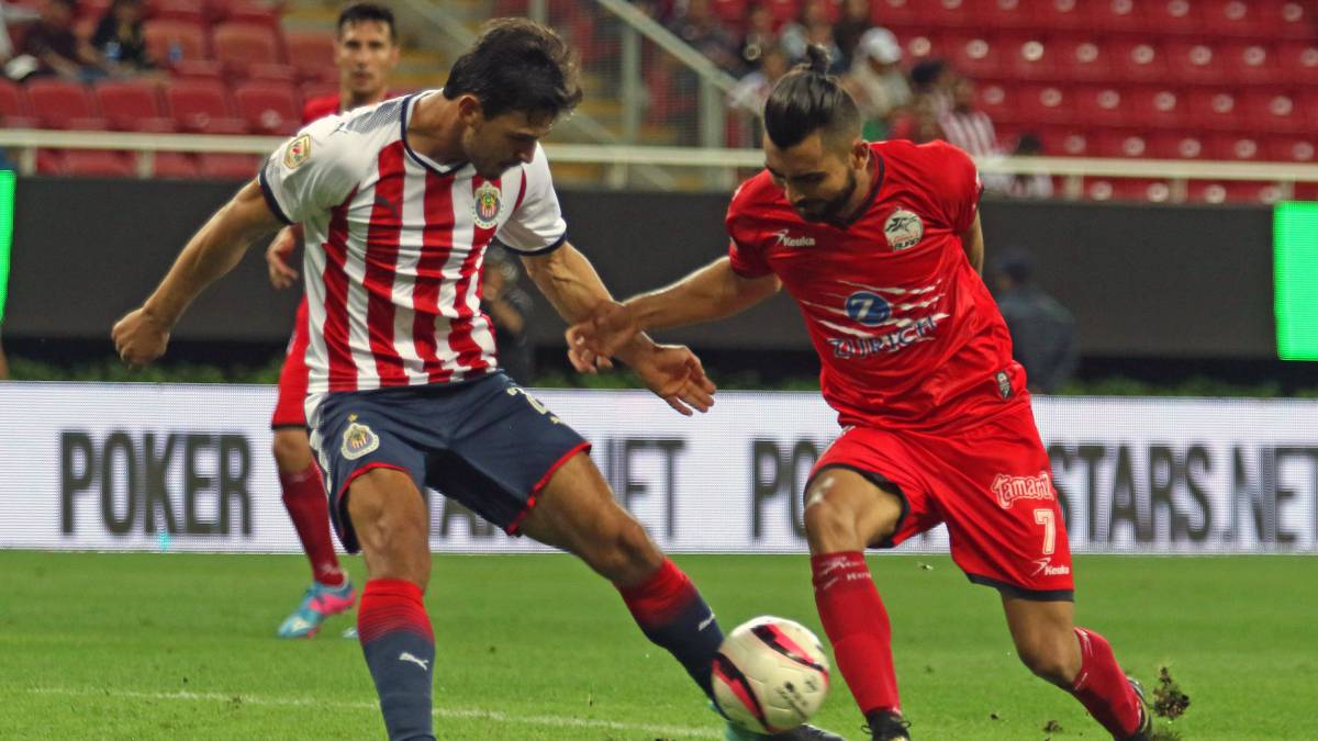 Resultado de imagen para lobos buap vs chivas 2018