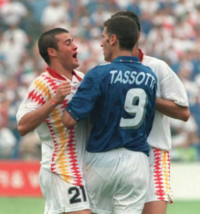 El codazo de Tassotti a Luis Enrique en el Mundial de 1994 ...