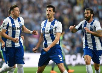 El Porto goleó y va camino al título de Portugal