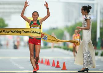 ¡Lupita González, histórica! Refrenda Oro en Mundial de Marcha