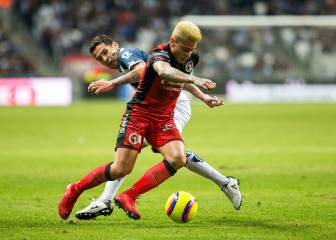 Juan Iturbe, molesto con Xolos por negociar con Pumas