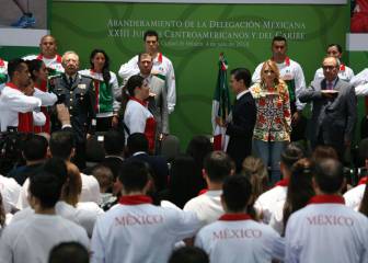Abanderan a delegación azteca que va a Centroamericanos