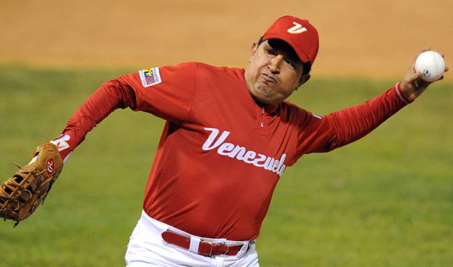 Hugo Chávez, presidente de Venezuela de 1999 a 2013, fue un fanático del béisbo