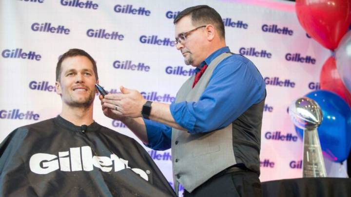 El quarterback de New England Patriots se quitó la barba después de ganar el Super Bowl LIII, motivo por el que se la quitó fue para apoyar a niños con cáncer.