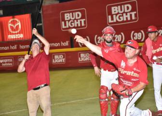 'Pancho Ponches' llegó a 200 triunfo y se despidió del béisbol