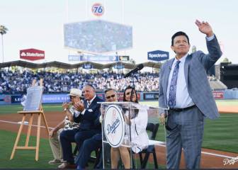 El 'Toro' Valenzuela inducido al Salón de la Fama de los Dodgers