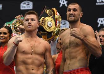 Canelo da el peso y Kovalev lo cumple... ¡desnudándose!