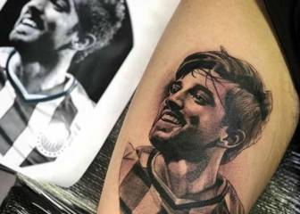Pizarro conoce a fan que se tatuó su cara en la pierna