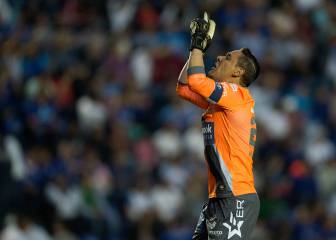 Moisés Muñoz se voló la barda en la Liga Olmeca