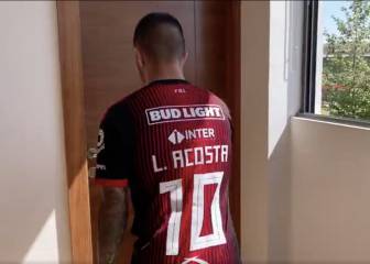 Luciano Acosta fue troleado en Twitter por el Estadio Akron