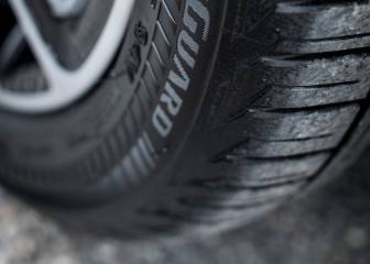 ¿Qué medidas tomar con las llantas de un automóvil que pasará estacionado por días?