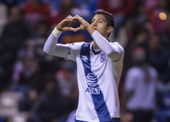 Ángel Zaldívar se 'enfrascó' en discusión con aficionado de Cruz Azul