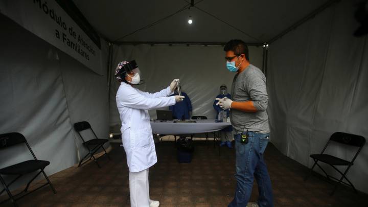 ¿Cuántos mexicanos han muerto por coronavirus en el extranjero?
