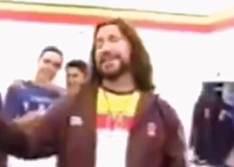 El día que Marco Antonio Solís le cantó a Monarcas en el vestidor