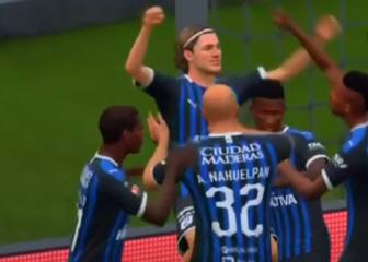 Querétaro golea al Atlas y se aferra a la esperanza