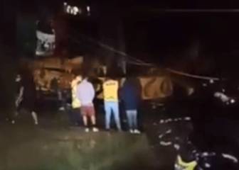 Aficionados de Monarcas evitan que camiones de mudanza salgan del Morelos