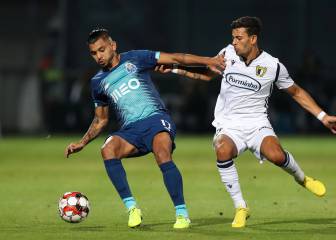 Tecatito Corona anota en el regreso del futbol portugués