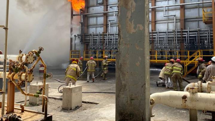 Por sismo, reportan conato de incendio en refinería de Salinas Cruz, Oaxaca