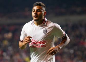 Vega revela peleas y discusiones por la titularidad en Chivas