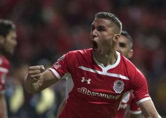 Toluca rescinde contrato de Fernando Tobio tras publicar que entrenaba con Coronavirus