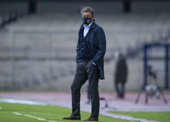 ¡Pumas se queda sin técnico! Míchel anunció su renuncia