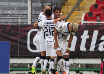 Otro doblete de Dinenno y Pumas derrotó al Atlas