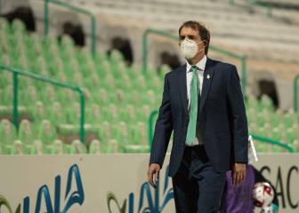 Almada revela que Santos sufre por bajas en su plantel