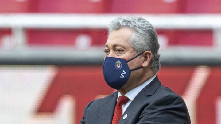 Vucetich promete un futbol “agresivo” con Chivas