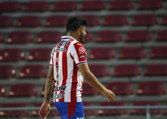 Antuna y Vega, separados de Chivas por tiempo indefinido