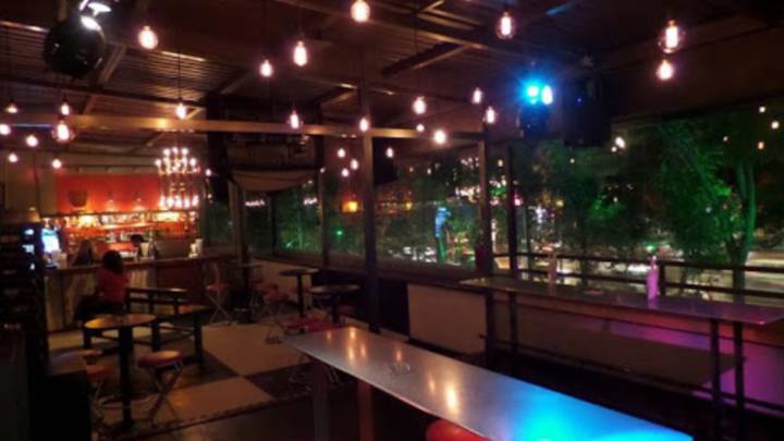 Podrán los bares y centros nocturnos abrir antes del semáforo verde en  CDMX? - AS México