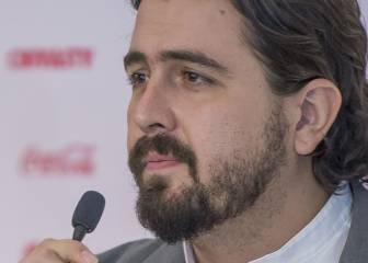 Amaury Vergara entrega 950 despensas en el estadio de Chivas