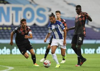 'Tecatito' resaltó su felicidad al ser nombrado MVP en Portugal